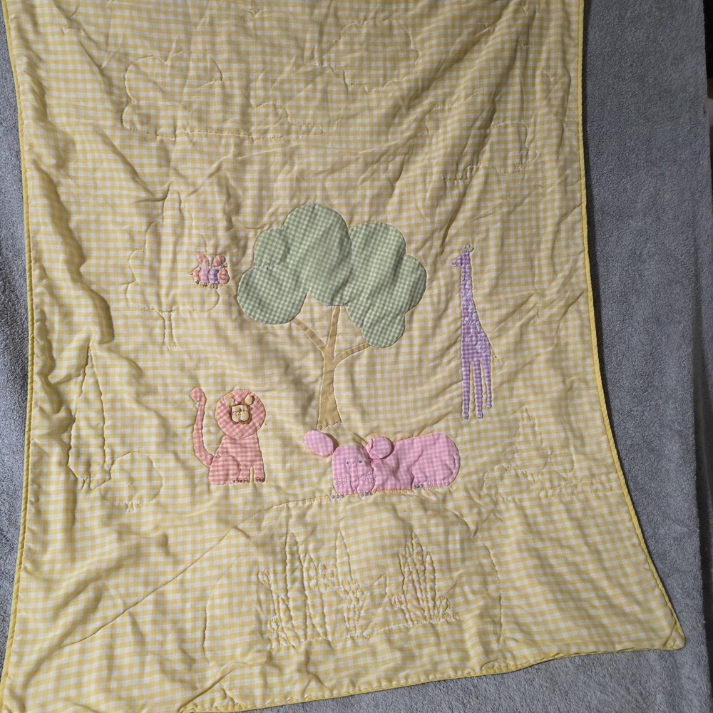 Vintage Handmade Jungle Animals Baby Quilt Yellow 34x43 Lion Elephant Giraffe
